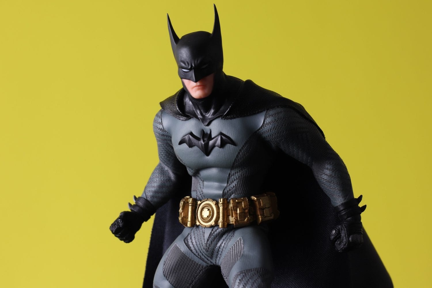 batman mezco ascending knight