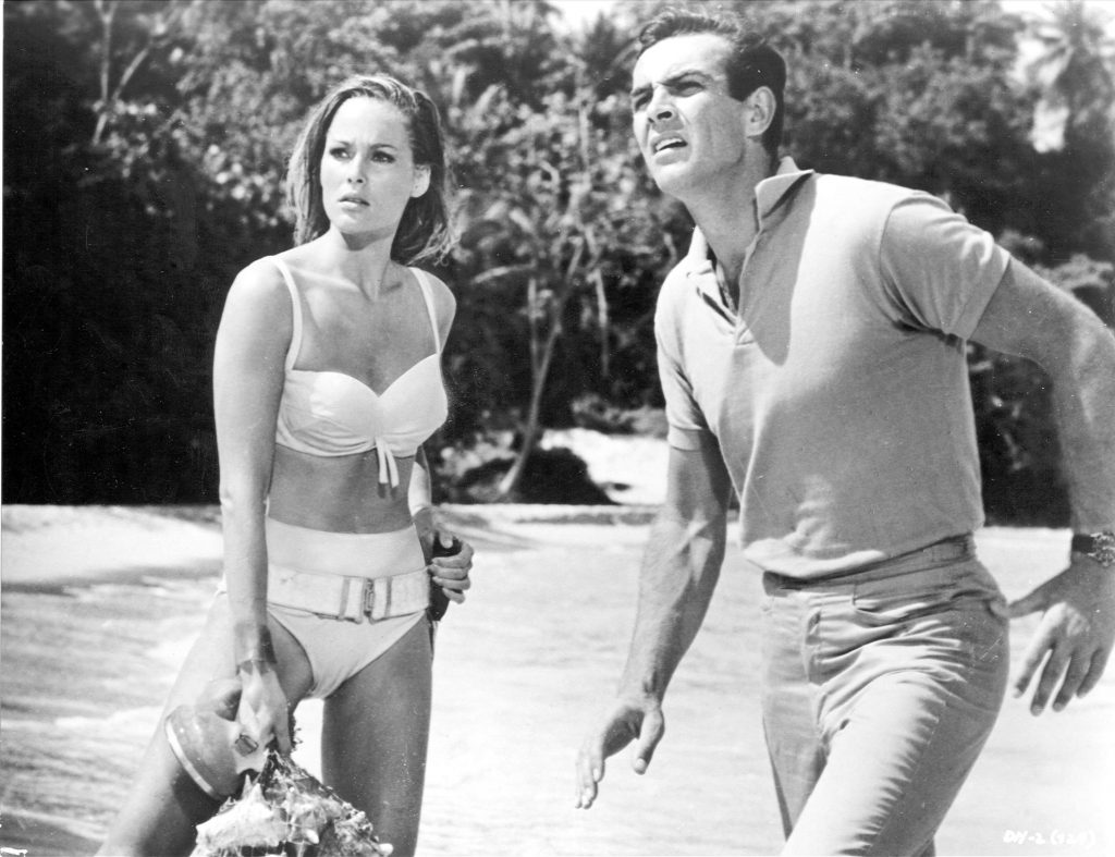 Sean Connery Ursula Andress